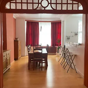 De Charme Dans Maison De Maître Bruxelloise Appartement Bruxelles